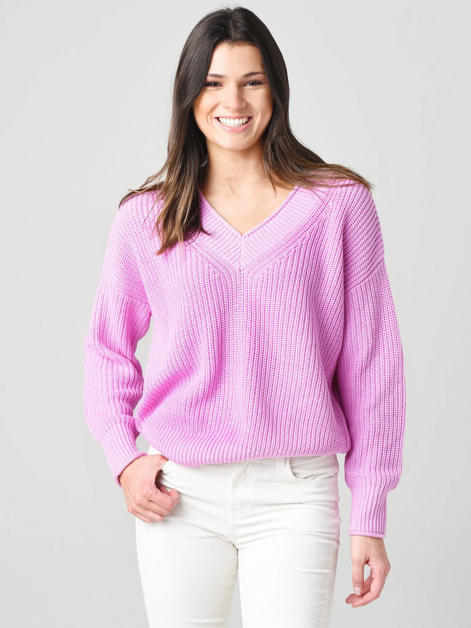 525 Women's Roll V-Neck Pullover Sweater