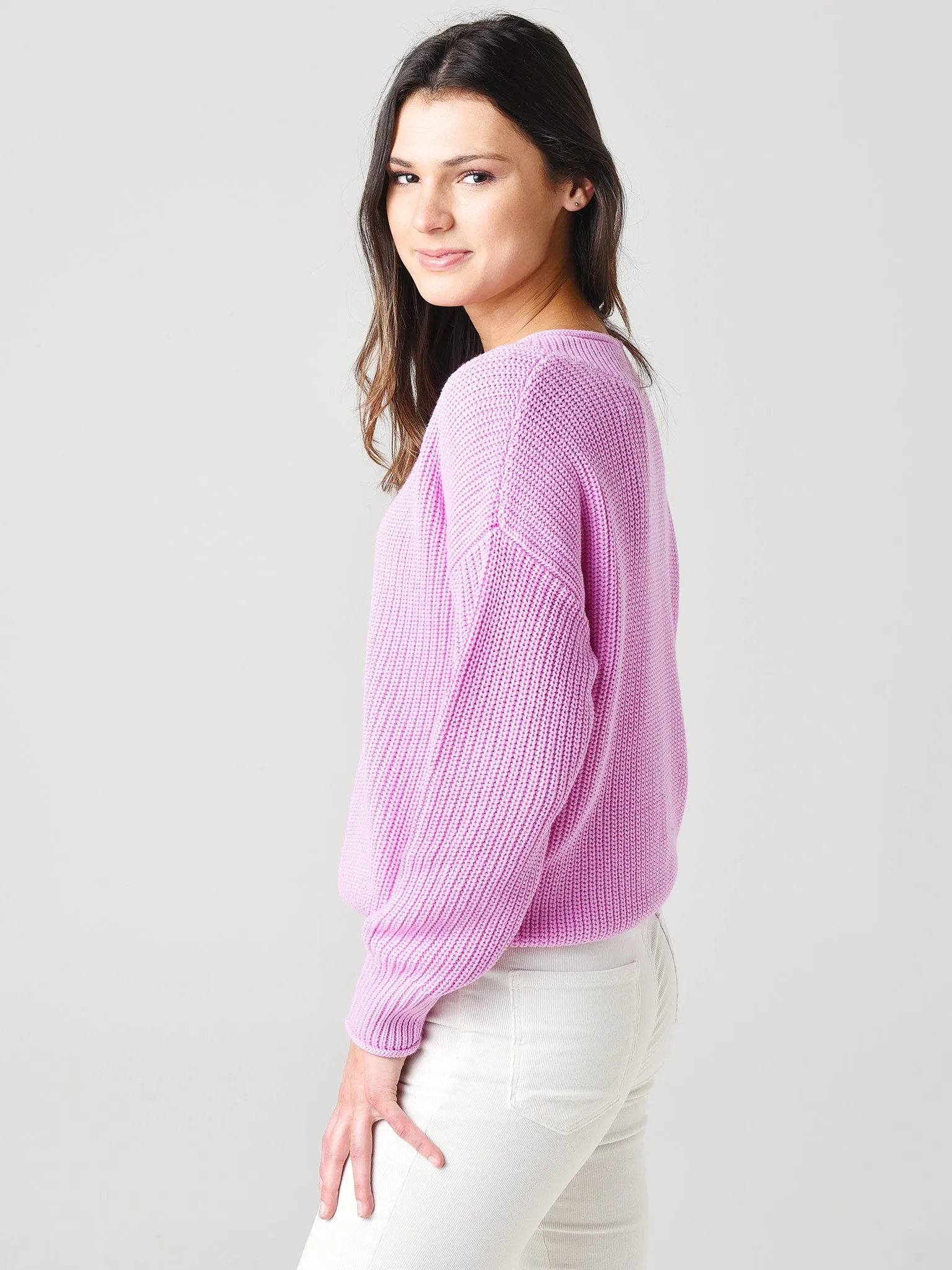 525 Women's Roll V-Neck Pullover Sweater