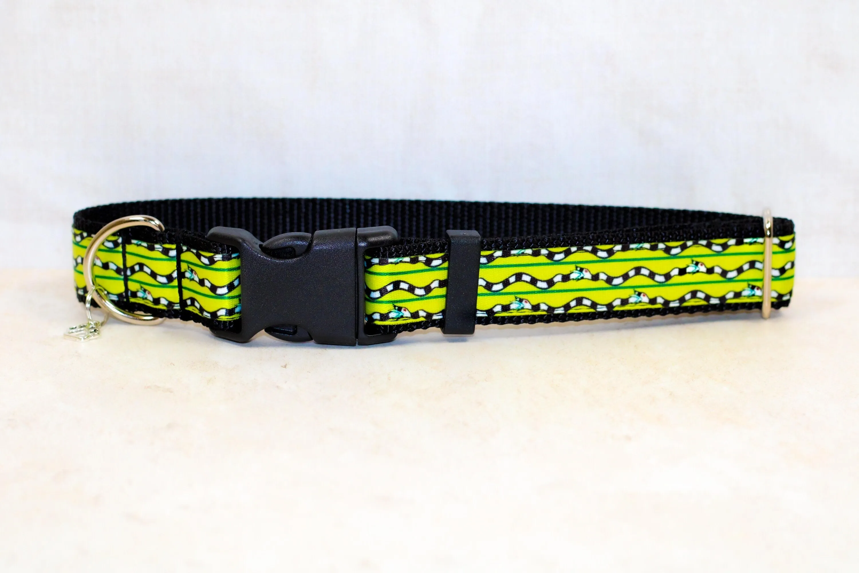 BeetleJuice Collar, Sandworm Dog collar, Spooky Cat collar, Breakaway Wide cat collar, Halloween themed collar, 80's nostalgia