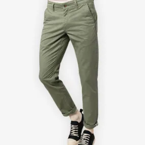 Chino 702 vert