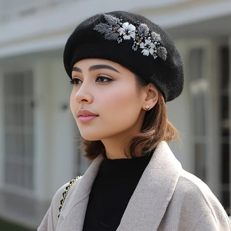 Stylish Wool Beret Hat - Embroidered, Packable, Elastic, and Classic Design for Urban Women - Elegant Painter Cap