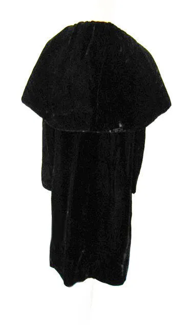 VINTAGE LILLI DIAMOND BLACK CRUSHED VELVET OR VELVETEEN CLUTCH COAT WITH HUGE SHAWL COLLAR