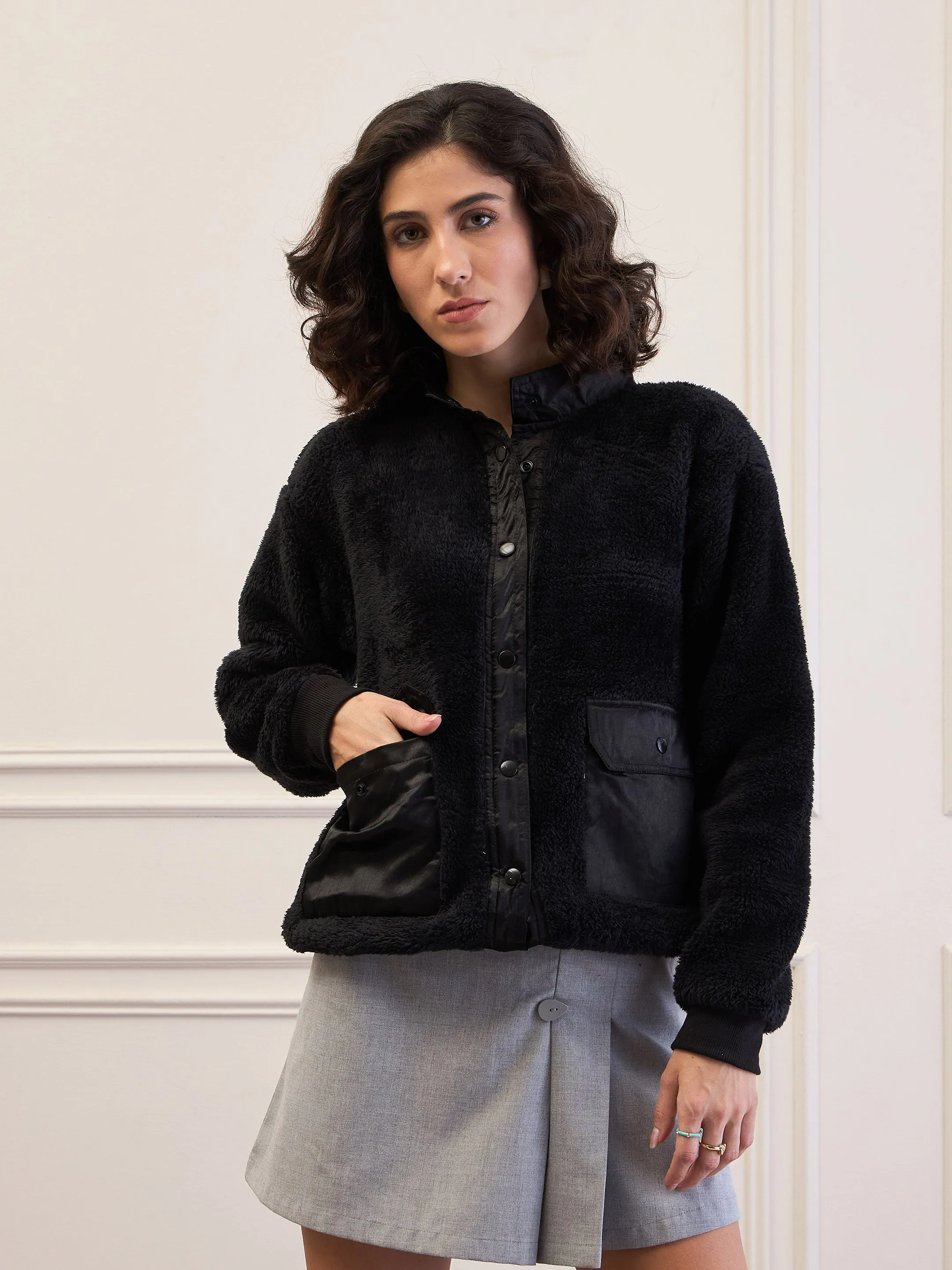 Women Black Fur Front Patch Pocket Jacket